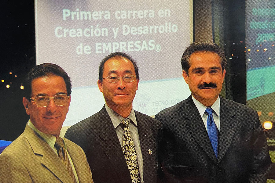 Primera carrera en Creación y Desarrollo de Empresas