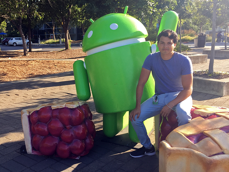 Abraham Torres alumno de campus Cuernavaca intern en Google