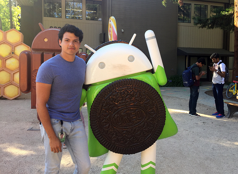 Abraham Torres alumno de campus Cuernavaca intern en Google