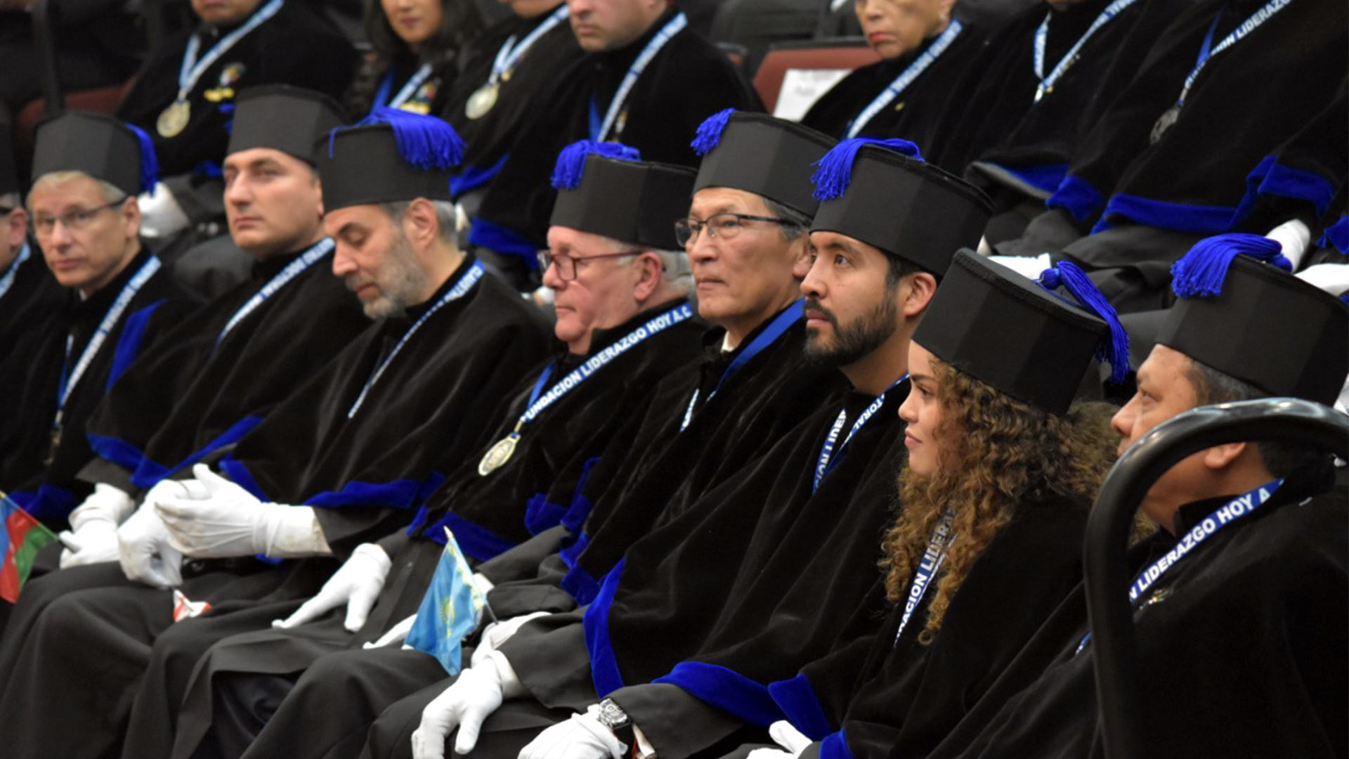 Andrés García egresado del Tec recibe Honoris Causa