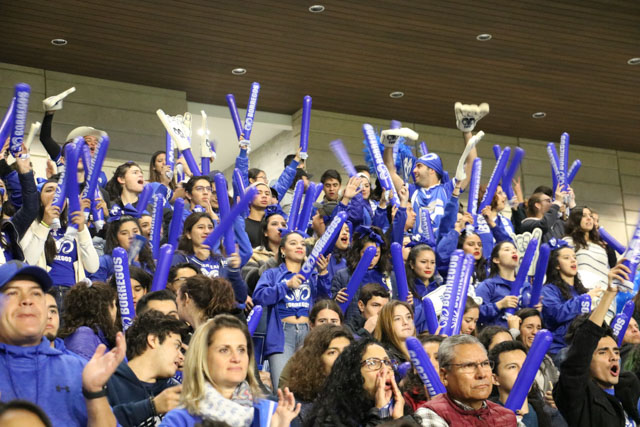 Aficiòn en Borregos Monterrey contra Aztecas de la UDLAP