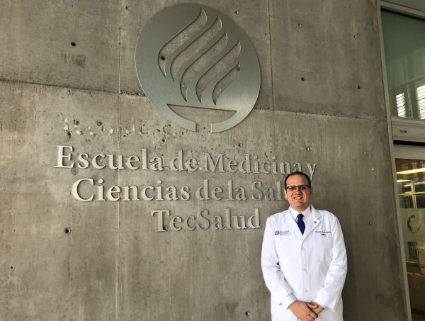 Dr. César Lucio