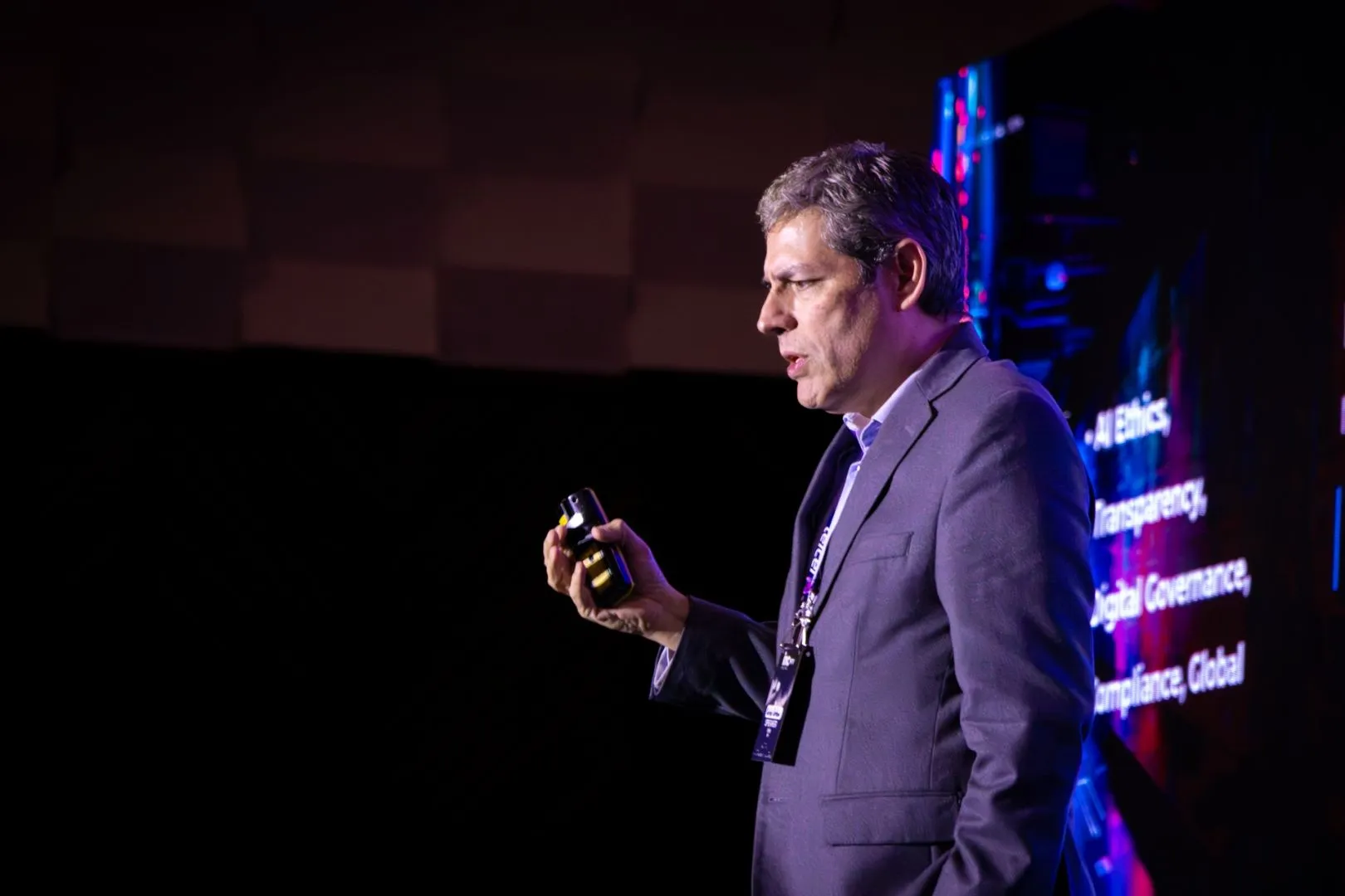 Carlos Zenteno, CEO de Global Hitts, en su conferencia del incMTY 2026 