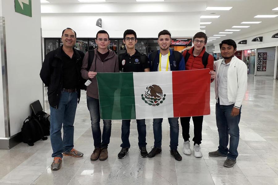 Delegación mexicana en la Olimpiada Iberoamericana de Física.