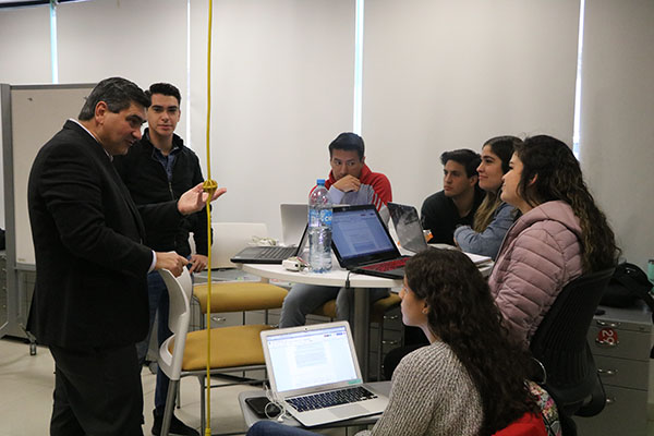 David Garza, Rector del Tec de Monterrey, visitó el EXATEC Challenge