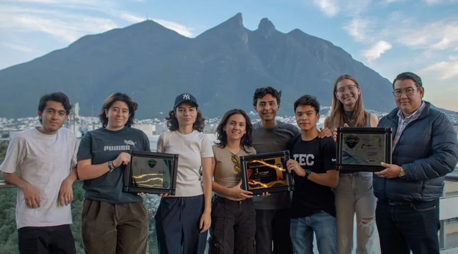 El grupo estudiantil Electrum obtuvo el primer lugar en dise&ntilde;o y el tercer lugar nacional por su coche el&eacute;ctrico en el campeonato Electrat&oacute;n 2025. 