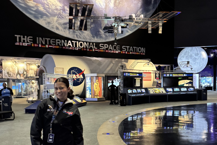 Jauregui durante su visita a la estaci&oacute;n espacial internacional de la NASA. Foto: Natalia Jauregui.