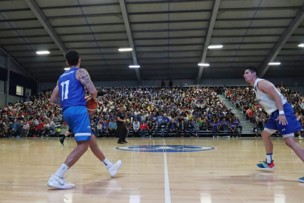 La cancha azul del Tec Hidalgo lució un lleno total