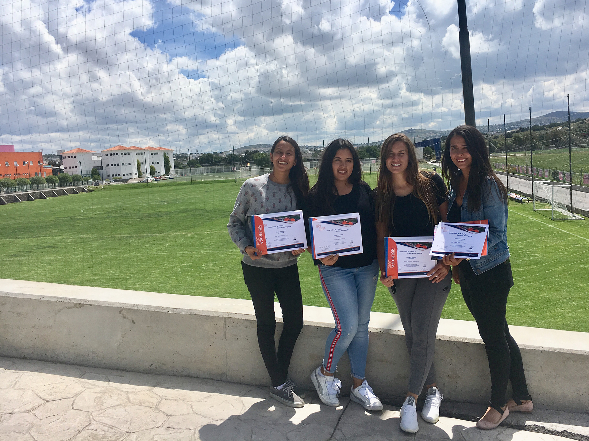 Alumnas con certificado