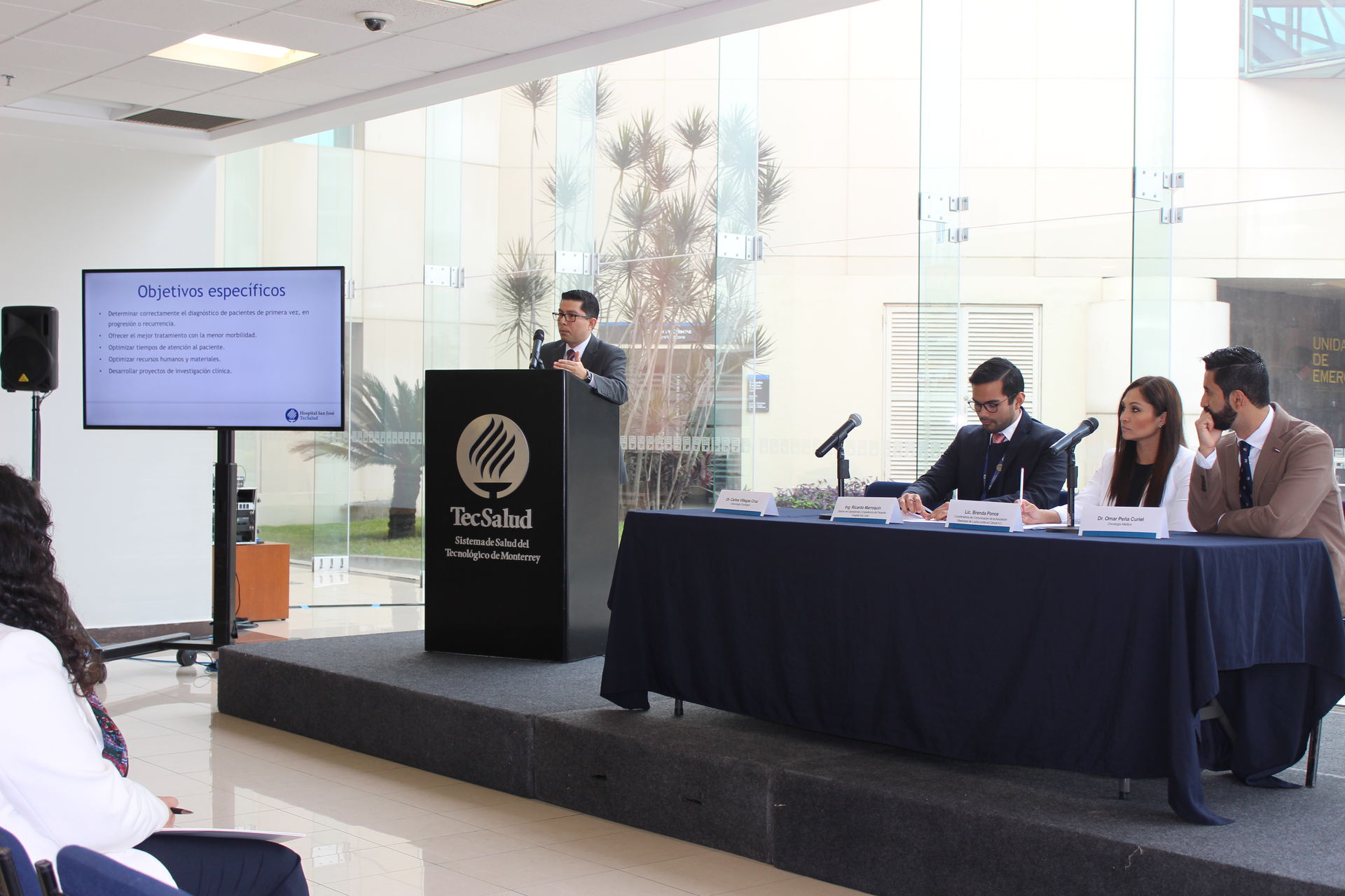 Dr.Carlos Villegas, Líder del Programa de Atención de Cáncer de Ovario Seguro Popular del Hospital San José TecSalud