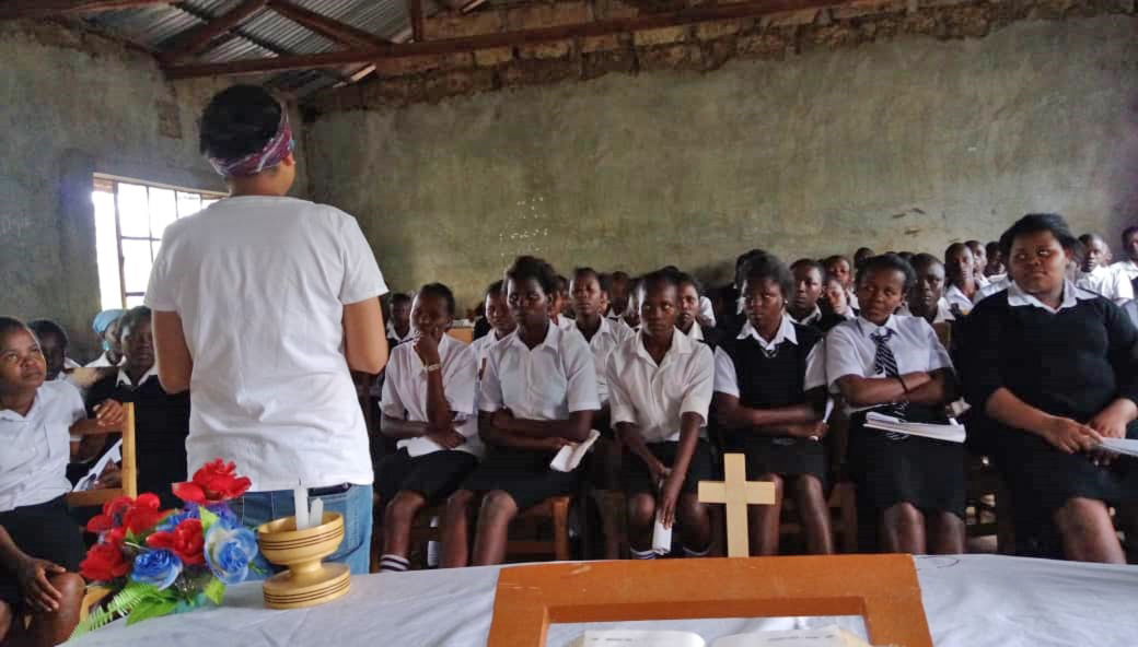 Las clases fueron a alumnos de Kenia.