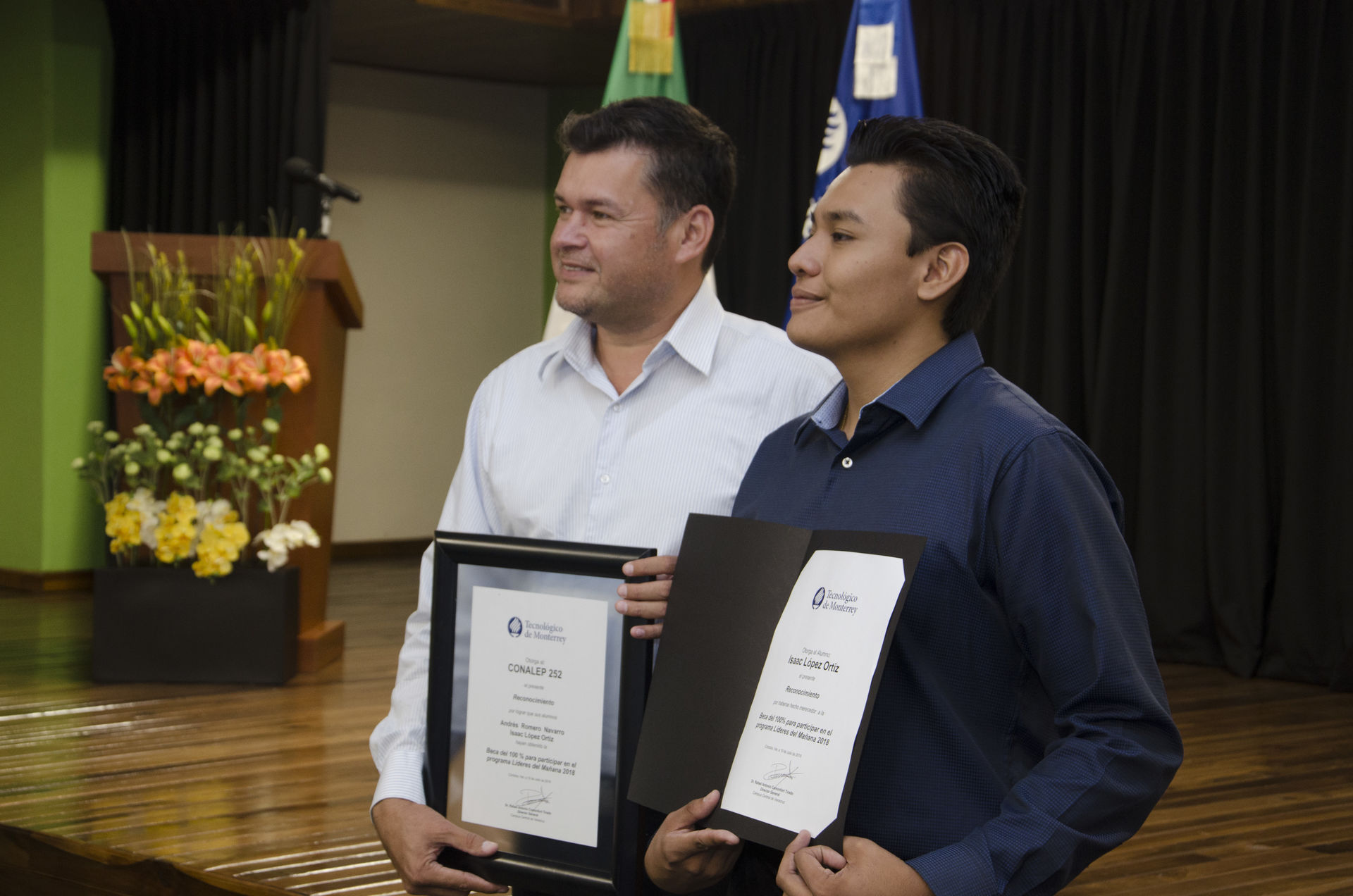 Veracruzanos obtienen beca del 100% para estudiar en el Tec de Monterrey