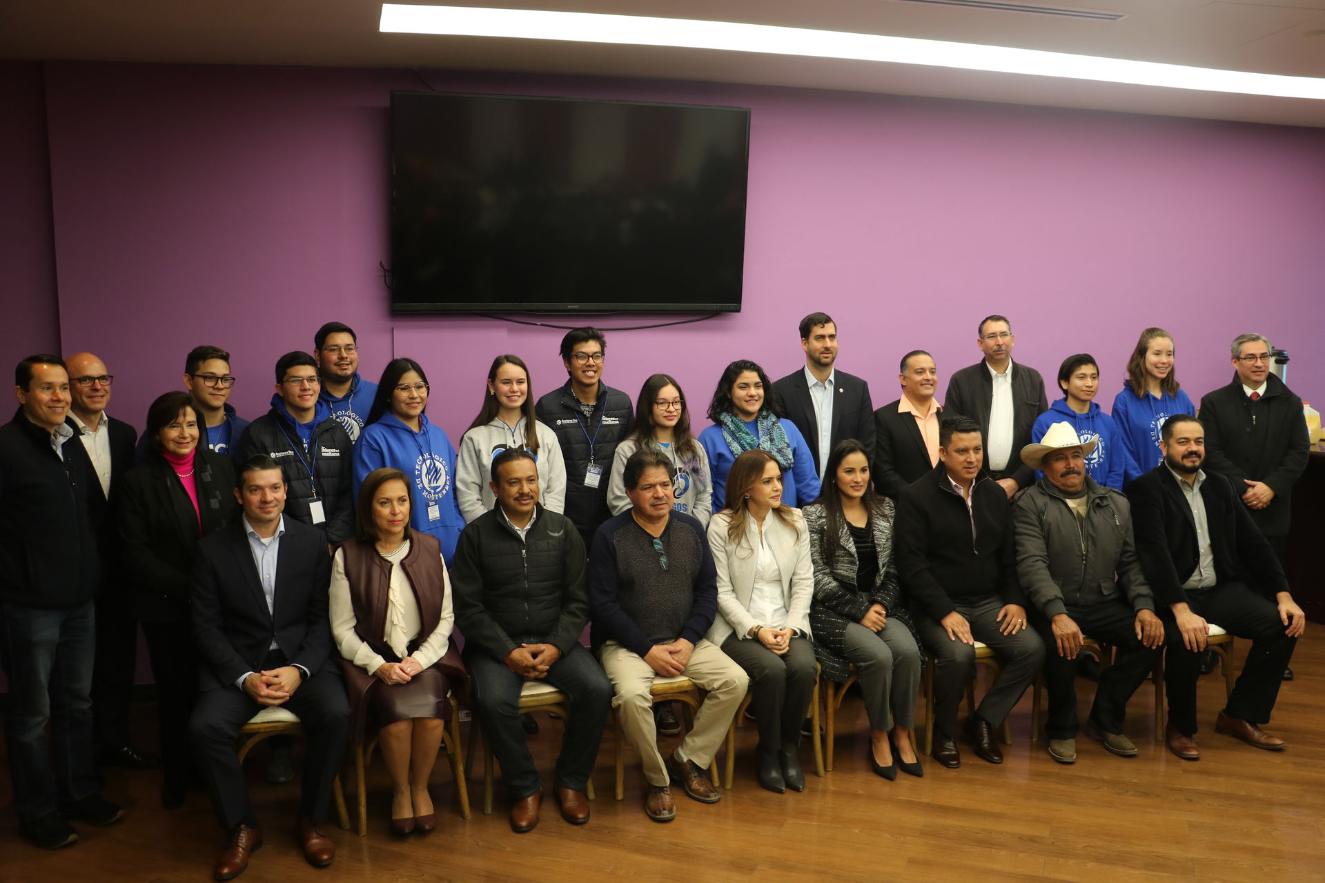 Desayuno alcaldes con Líderes del Mañana