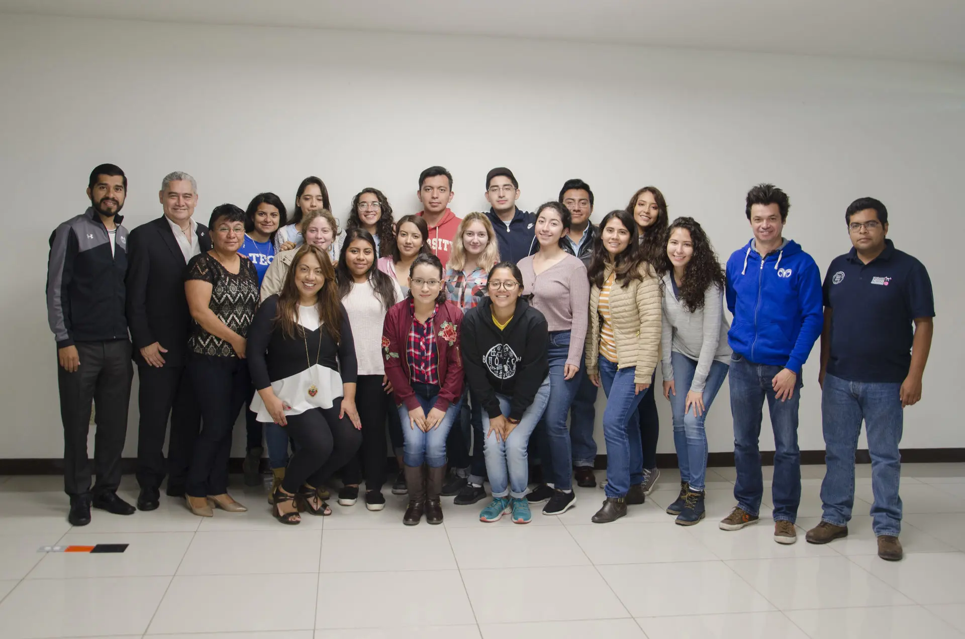 Alumnos participantes del Semestre i con Nestlé: "Moléculas del millón"