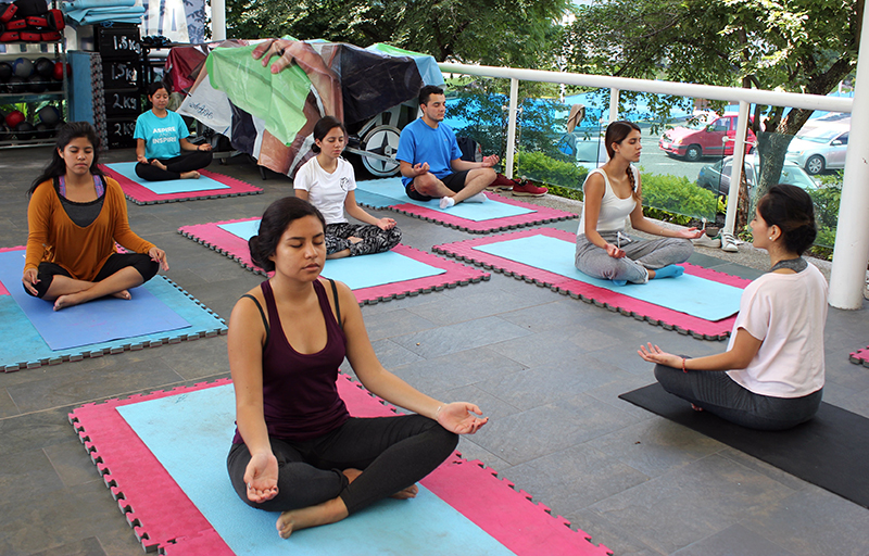 Día Internacional del Yoga