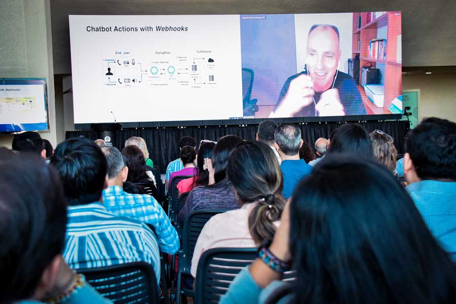 El AI Day también tuvo conferencias de expertos como Jordi Torras, estratega de IA y Machine Learning de la empresa Imbenta.