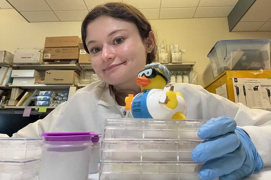 Alexandria Aguirre, egresada del campus Monterrey, en centro m&eacute;dico de Harvard.
