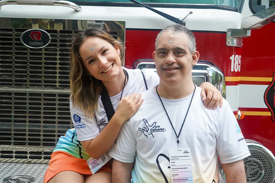 Alumna que pertenece el grupo estudiantil que recibi&oacute; el Premio Municipal de la Juventud 2025.