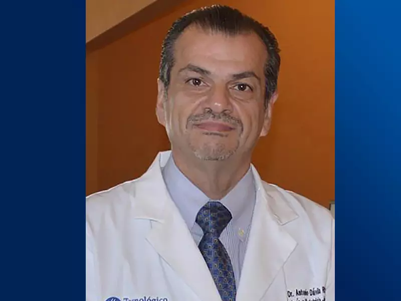 Doctor Antonio Dávila