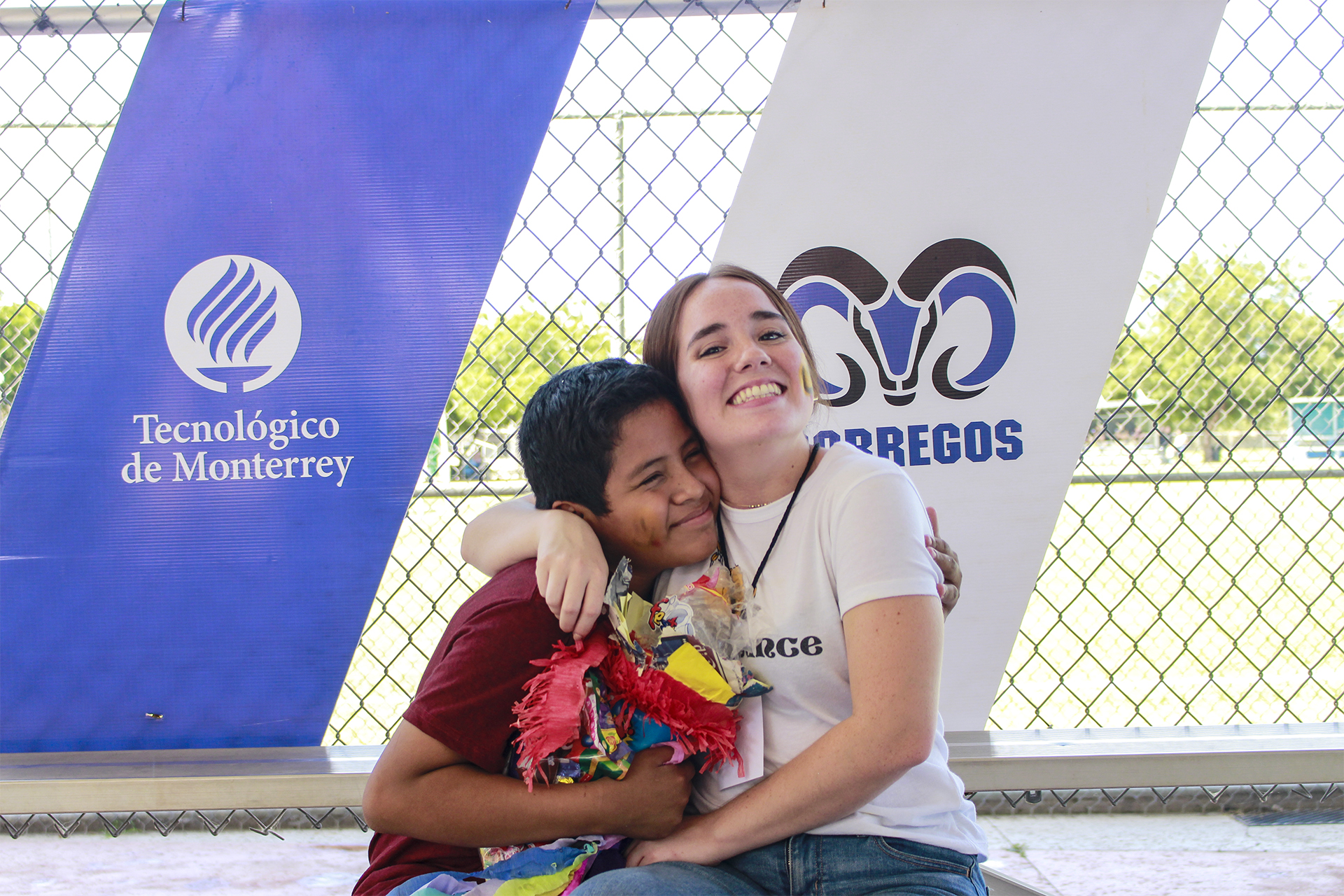 Muchacha y niño