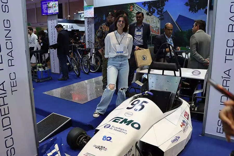 Mariana García Carrillo, alumna de quinto semestre en Mecatrónica.