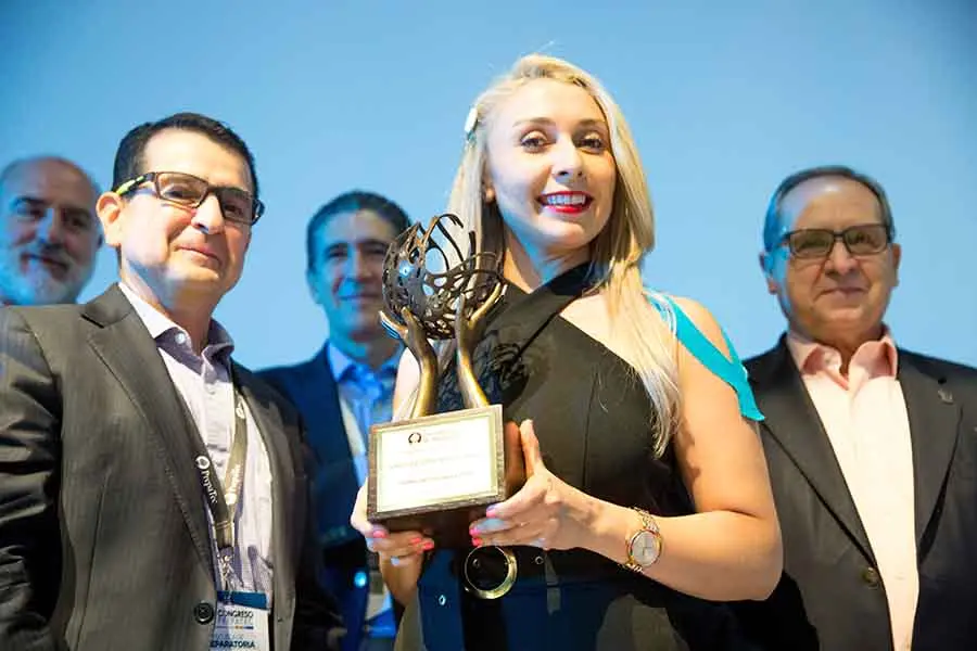 Lorena Ibarra ante la sorpresa de ser Profesora Inspiradora