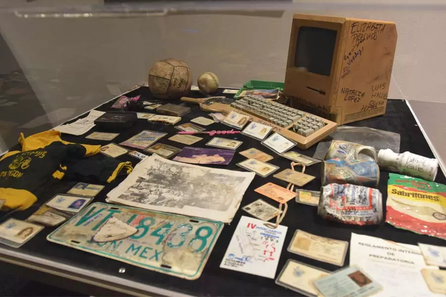Capsula del tiempo de egresados hace 30 años del campus Ciudad Obregón