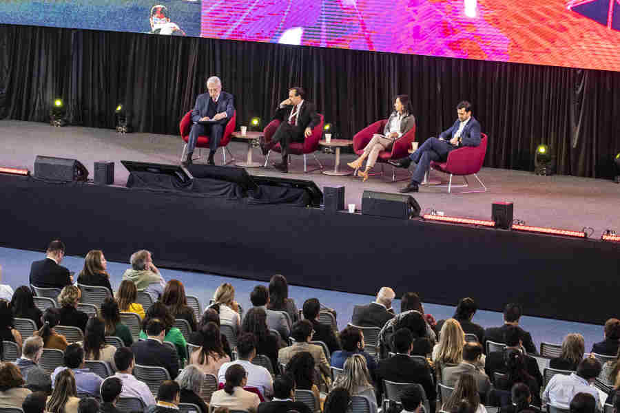 CIIE 2023 La Tríada sobre retos educativos