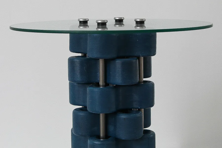 Cima, mesa de centro dise&ntilde;ada por Paulina y Yessica.