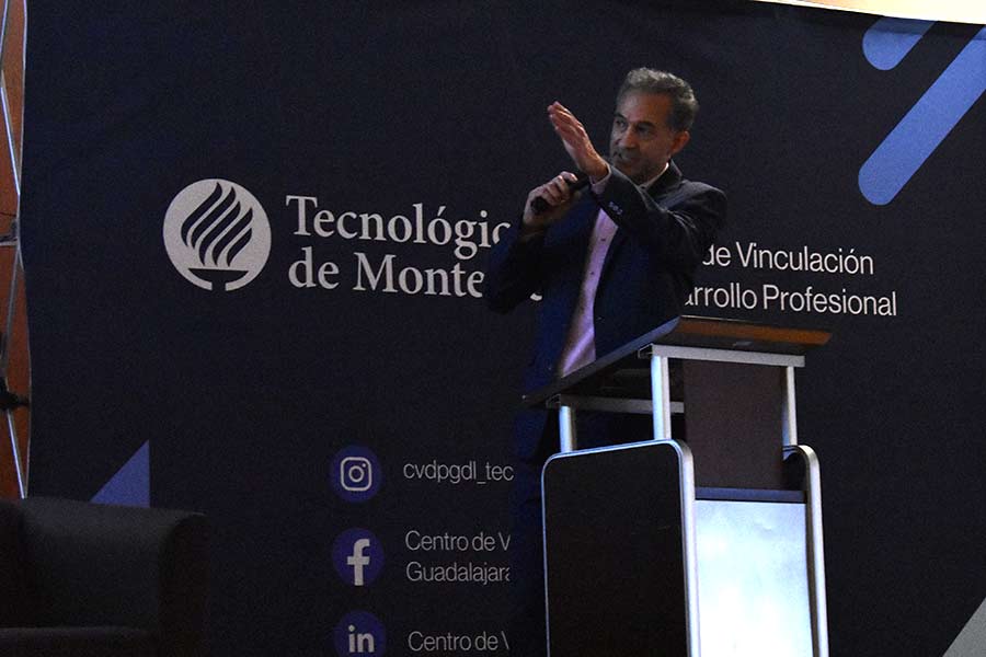 Aspectos clave de la movilidad del futuro fue el tema de la ponencia en el Tec Guadalajara.