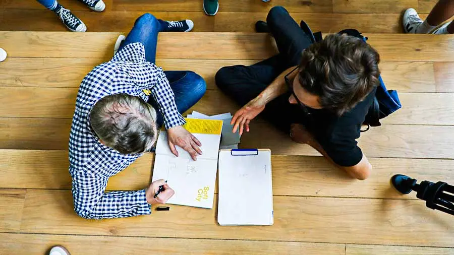 La creación de espacios comunes son algunas de estas mejoras que incluye David en su libro