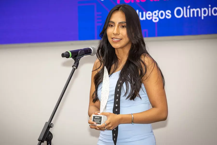 Diana Flores