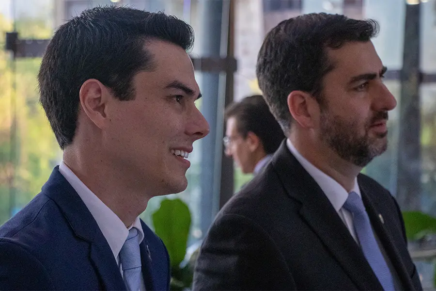 Adrián González Y Juan Pablo Murra