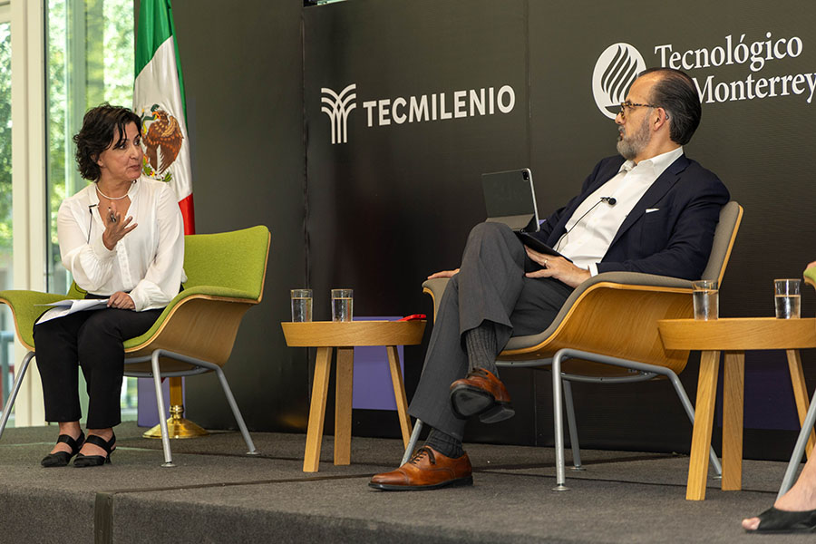 Edna Jaime fue la moderadora del panel celebrado en campus Monterrey. Foto: Kevin Chaires