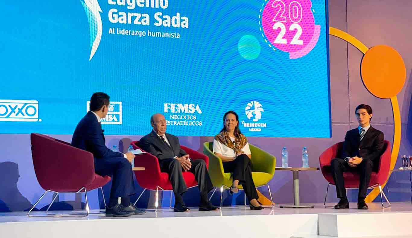 Empresario hidrocálido recibe Premio Eugenio Garza Sada 