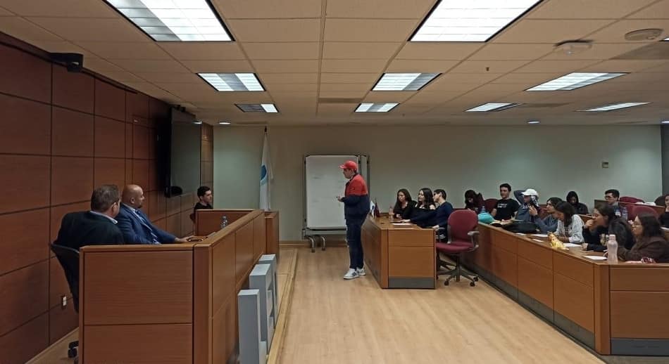 En Taller de Criminalística alumnos de PrepaTec Guadalajara aprenden sobre Juicios Orales