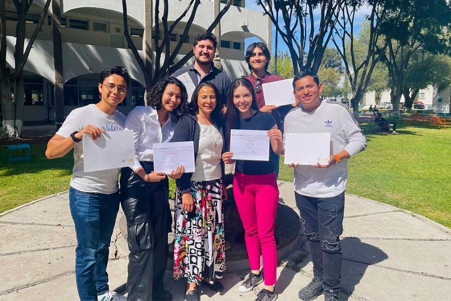 Estudiantes del Tec campus Querétaro ganan concurso del MIT lab