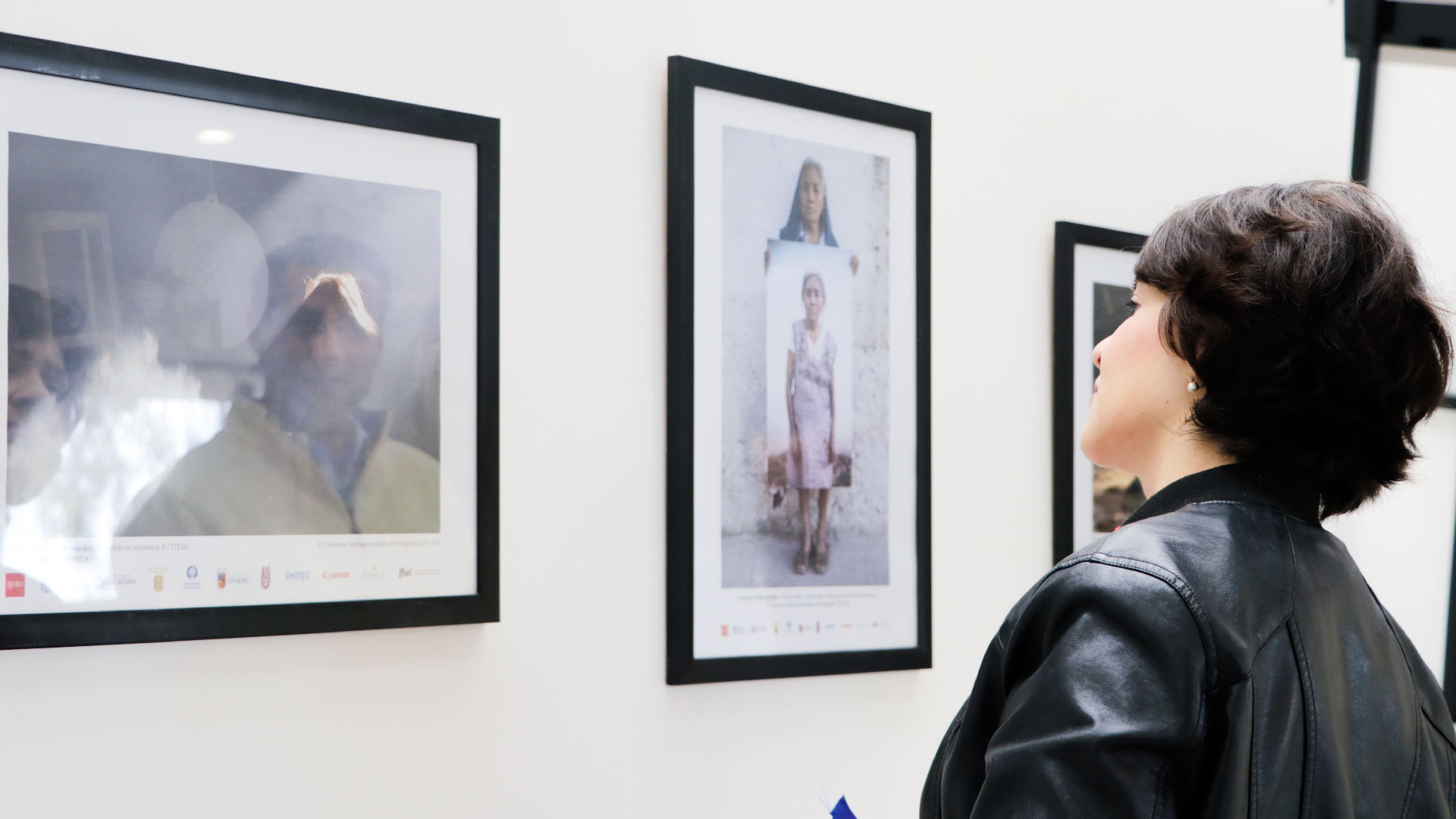 Espectador, disfrutando de la muestra del FFIEL en el Tec de Monterrey campus León 