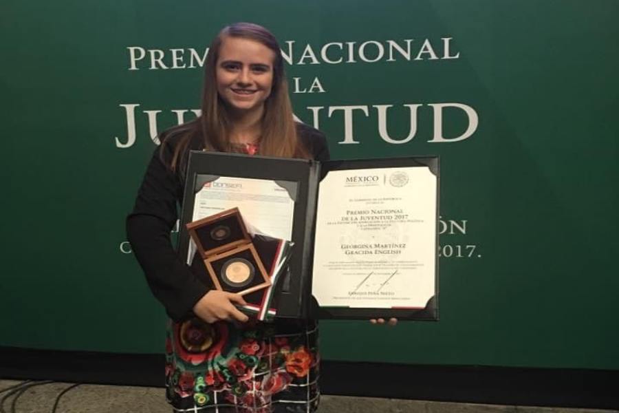 Georgina cuando ganó el Premio Nacional de la Juventud