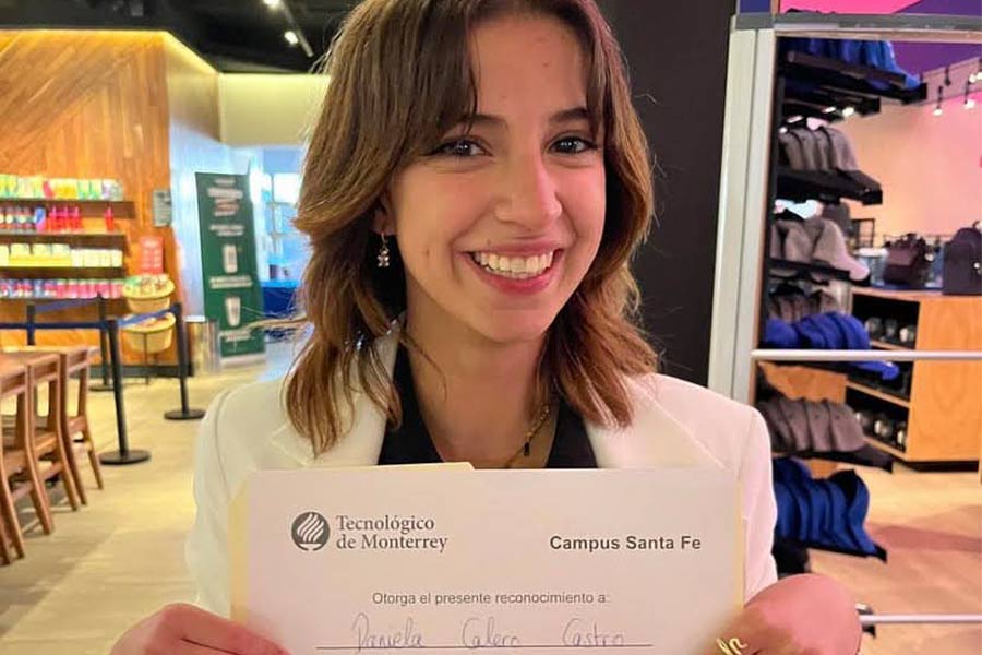 Estudiante de Campus Santa Fe es premiada a nivel nacional en concurso de discursos de PrepaTec