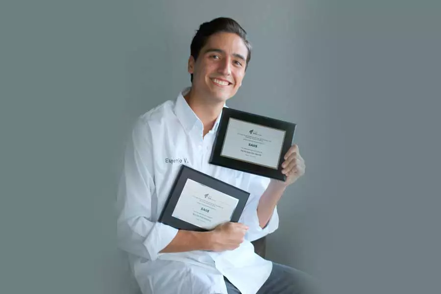 En su paso como integrante de la sociedad de alumnos de su carrera, la asociación recibió diversos reconocimientos.