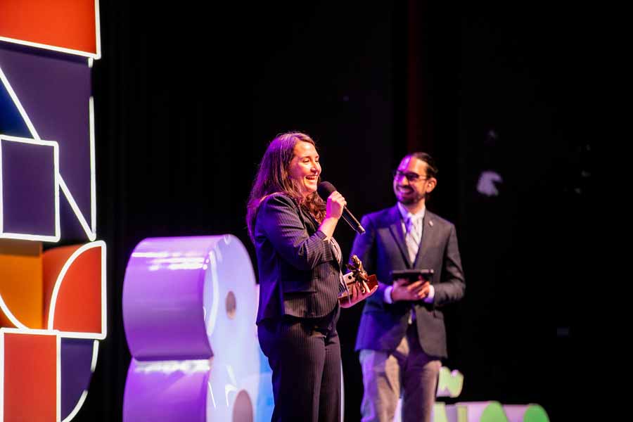 La profesora Eva Guerra fue galardonada con el premio a las y los Profesores Inspiradores 2023.