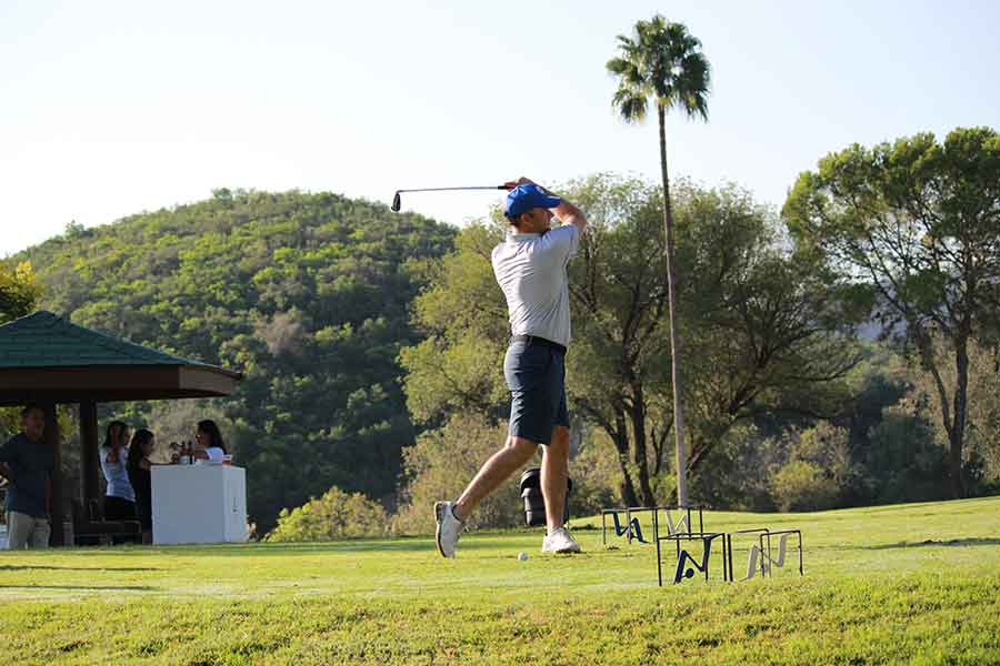 Los EXATEC se sumaron a un juego a 18 hoyos en el campo de golf Valle Alto.