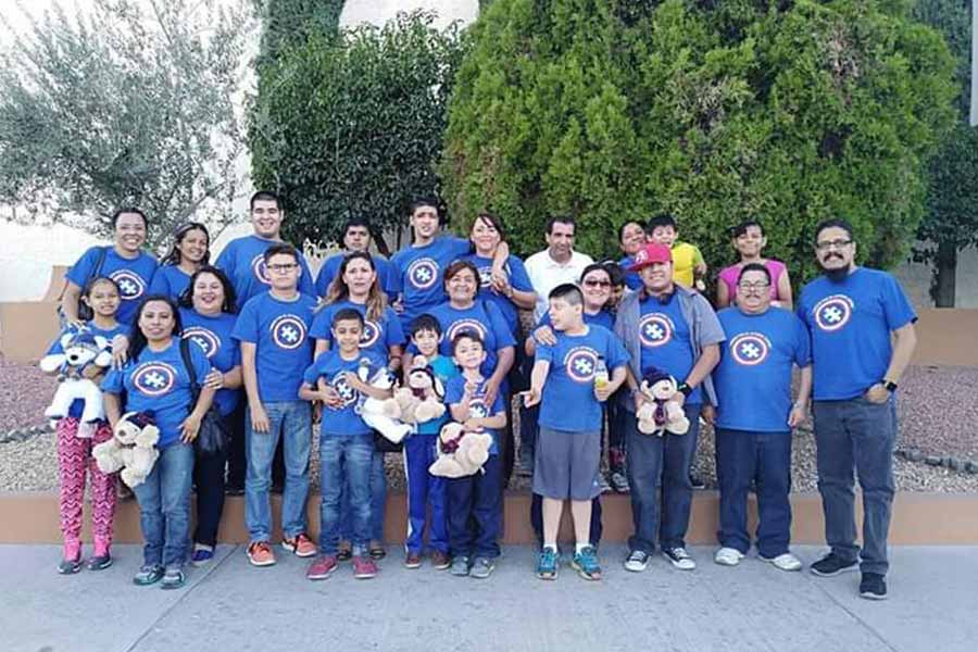 Familias que colaboran en la fundación.