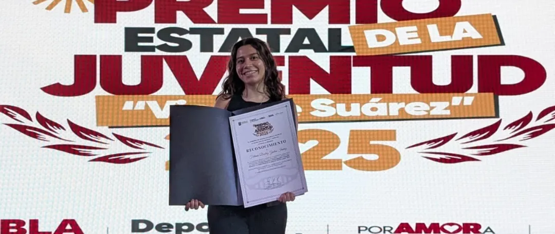 Alumna Tec campus Puebla recibe menci&oacute;n honor&iacute;fica en el Premio Estatal de la Juventud