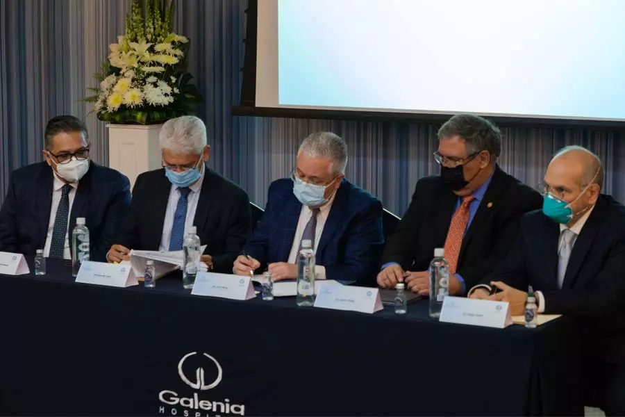 La firma de convenio se llevó a cabo en el Hospital Galenia, Cancún, Quintana Roo.