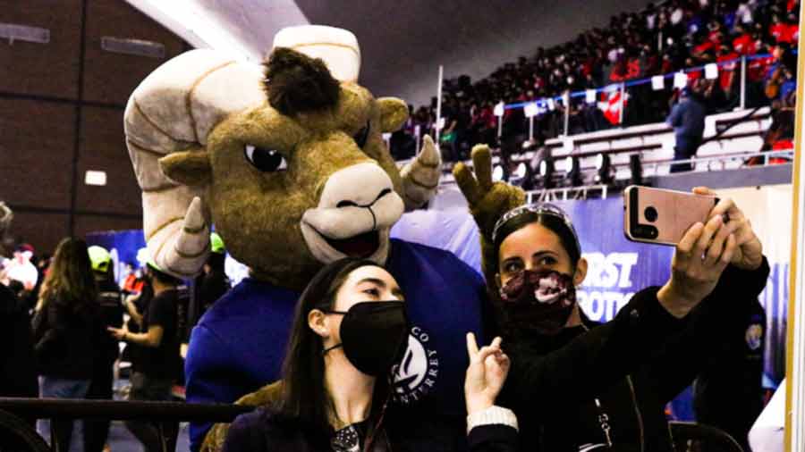 FIRST Robotics Competition es uno de los torneos de robótica más grandes del mundo