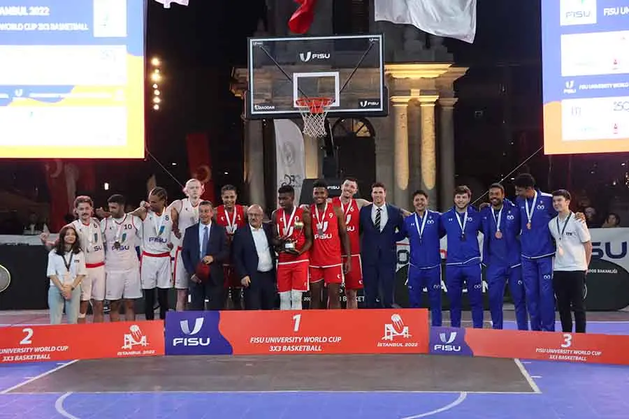 Suben a podio en Turquía, borregos Toluca portan el bronce