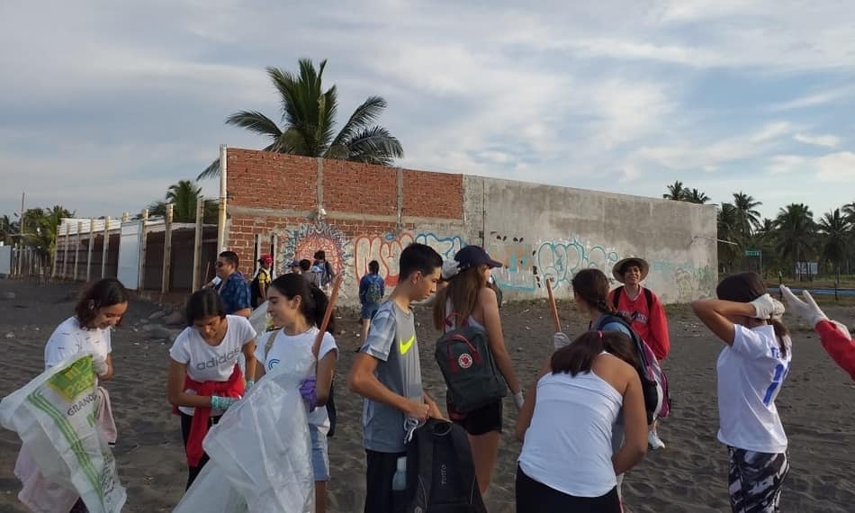 https://tec.mx/es/noticias/guadalajara/deportes/neto-santana-aprendizaje-traves-del-futbol-en-prepatec-colima