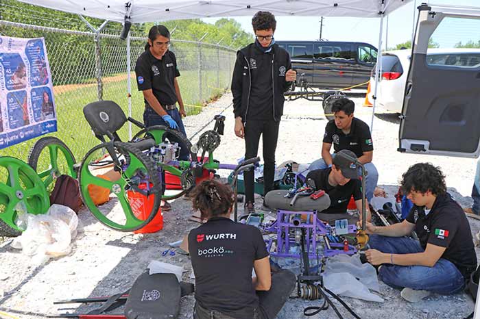 El equipo Iktan Roving ganó los premios "Ingenuity Award" y “Crash and Burn Award” en la edición 2023 del NASA Human Exploration Rover Challenge